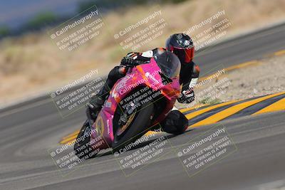 media/Sep-11-2022-SoCal Trackdays (Sun) [[81b7e951af]]/Turn 16 (945am)/